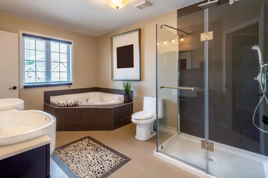 Benefits Of Updating Your Bathroom With Professional Remodeling in Renton, WA Benefits Of Updating Your Bathroom With Professional Remodeling in Renton, WA